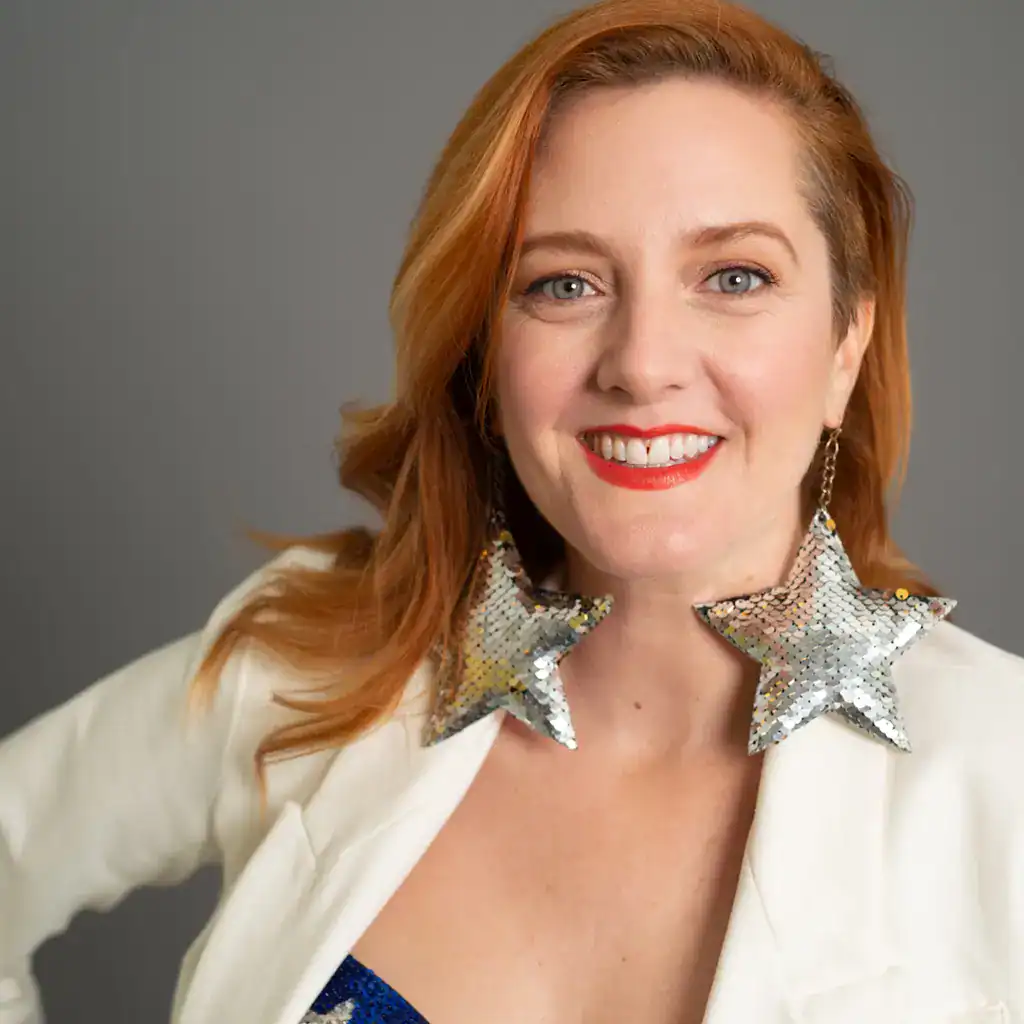 Headshot of Becky Bullard